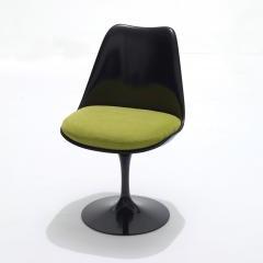 Saarinen Tulip Chair, Black Shell and Base